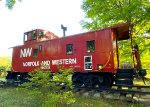 NW 562751 Caboose